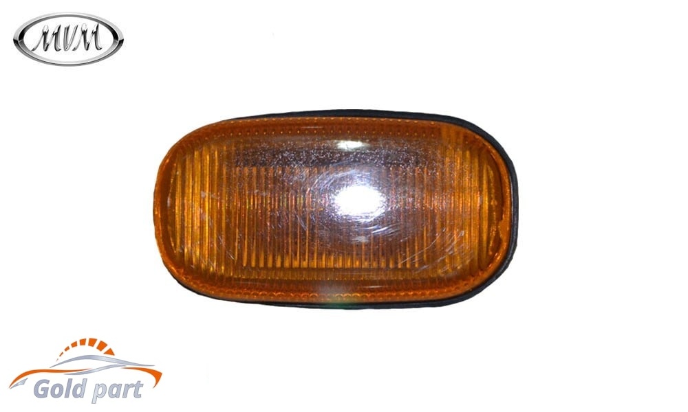 چراغ راهنما روی گلگیر چپ ام وی ام 550